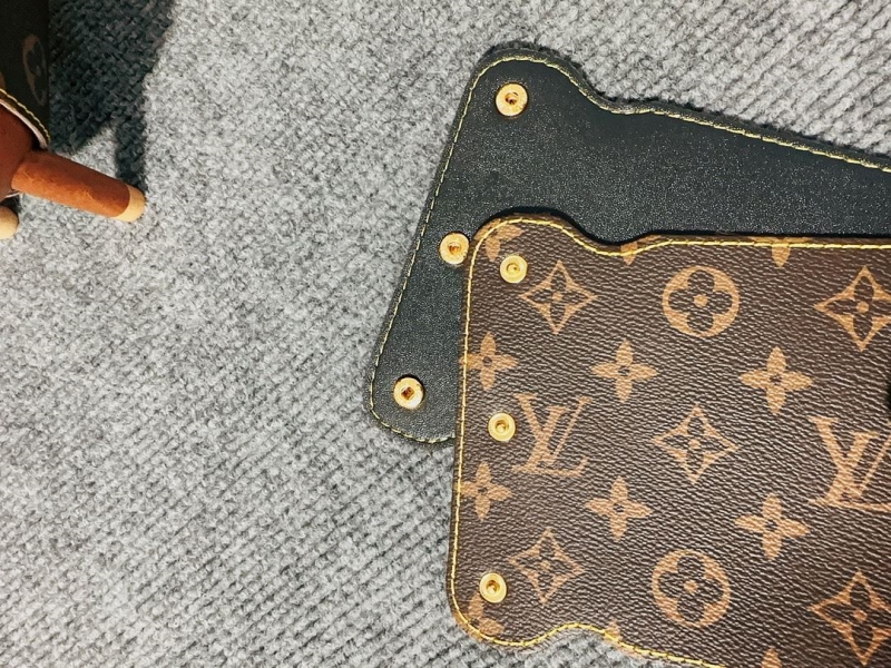 LV